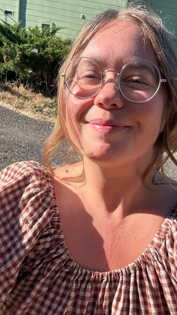 Lauren's Daily Ritual: What a Clinical Herbalist Actually Takes, Morning to Night